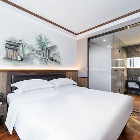Nost Algia Hotel Near Beijing Panjiayuan Antique Market- Beijing Happy Valley, Cbd, China Zun And Sanlitun, Tian'Anmen Square, Free Ice Cream, Mineral Water, Coffee, Snacks And Laundry Service, Free Gymnastic, English Communication Well Exterior foto