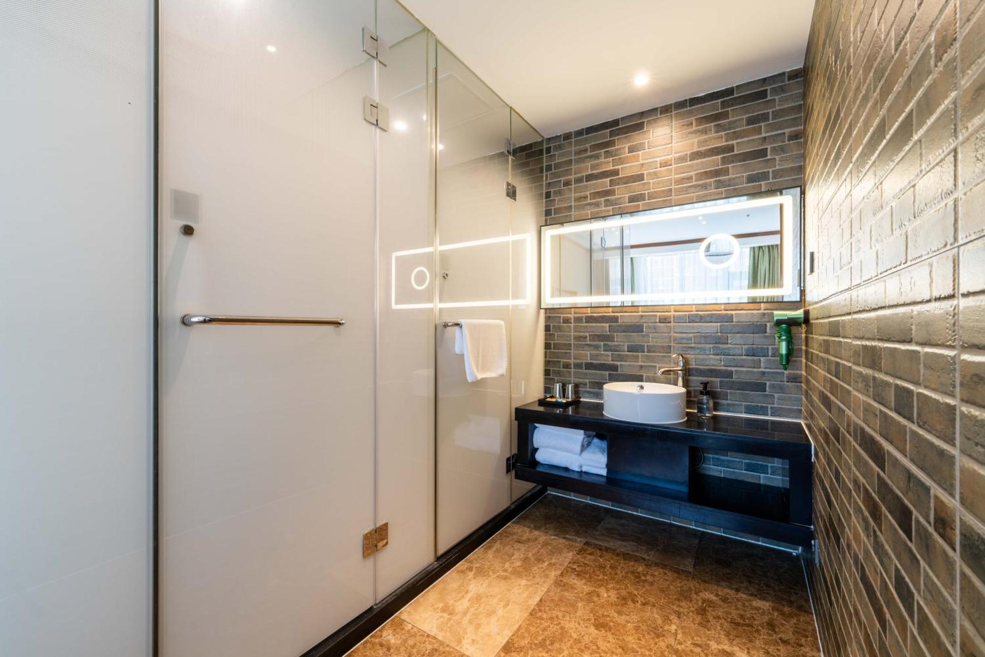 Nost Algia Hotel Near Beijing Panjiayuan Antique Market- Beijing Happy Valley, Cbd, China Zun And Sanlitun, Tian'Anmen Square, Free Ice Cream, Mineral Water, Coffee, Snacks And Laundry Service, Free Gymnastic, English Communication Well Exterior foto