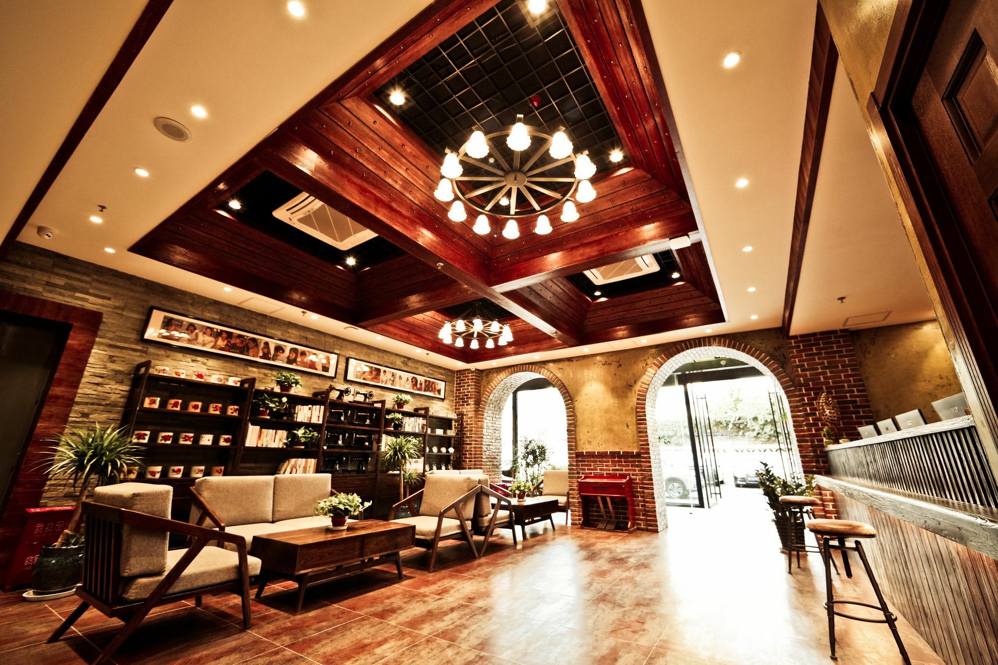 Nost Algia Hotel Near Beijing Panjiayuan Antique Market- Beijing Happy Valley, Cbd, China Zun And Sanlitun, Tian'Anmen Square, Free Ice Cream, Mineral Water, Coffee, Snacks And Laundry Service, Free Gymnastic, English Communication Well Exterior foto